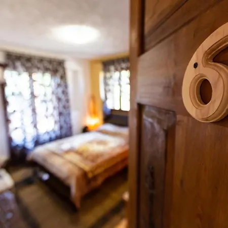 Hotel La Moara Boutique Kraniá